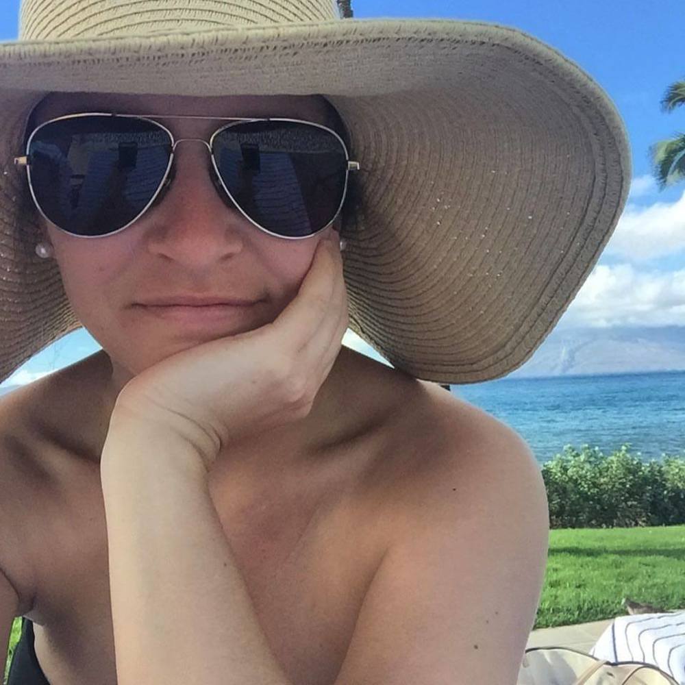 Meet your Posher, Fallon